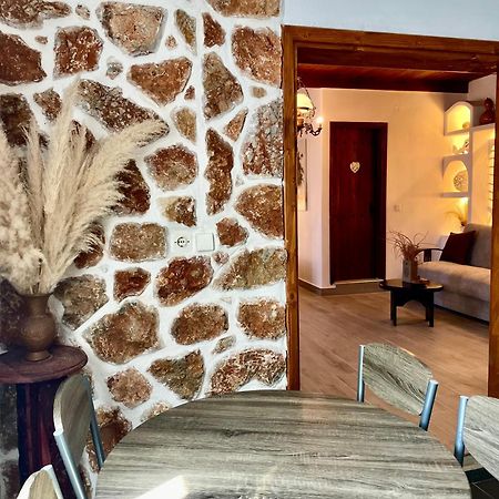 Atlazia Suites Alinda  Eksteriør bilde